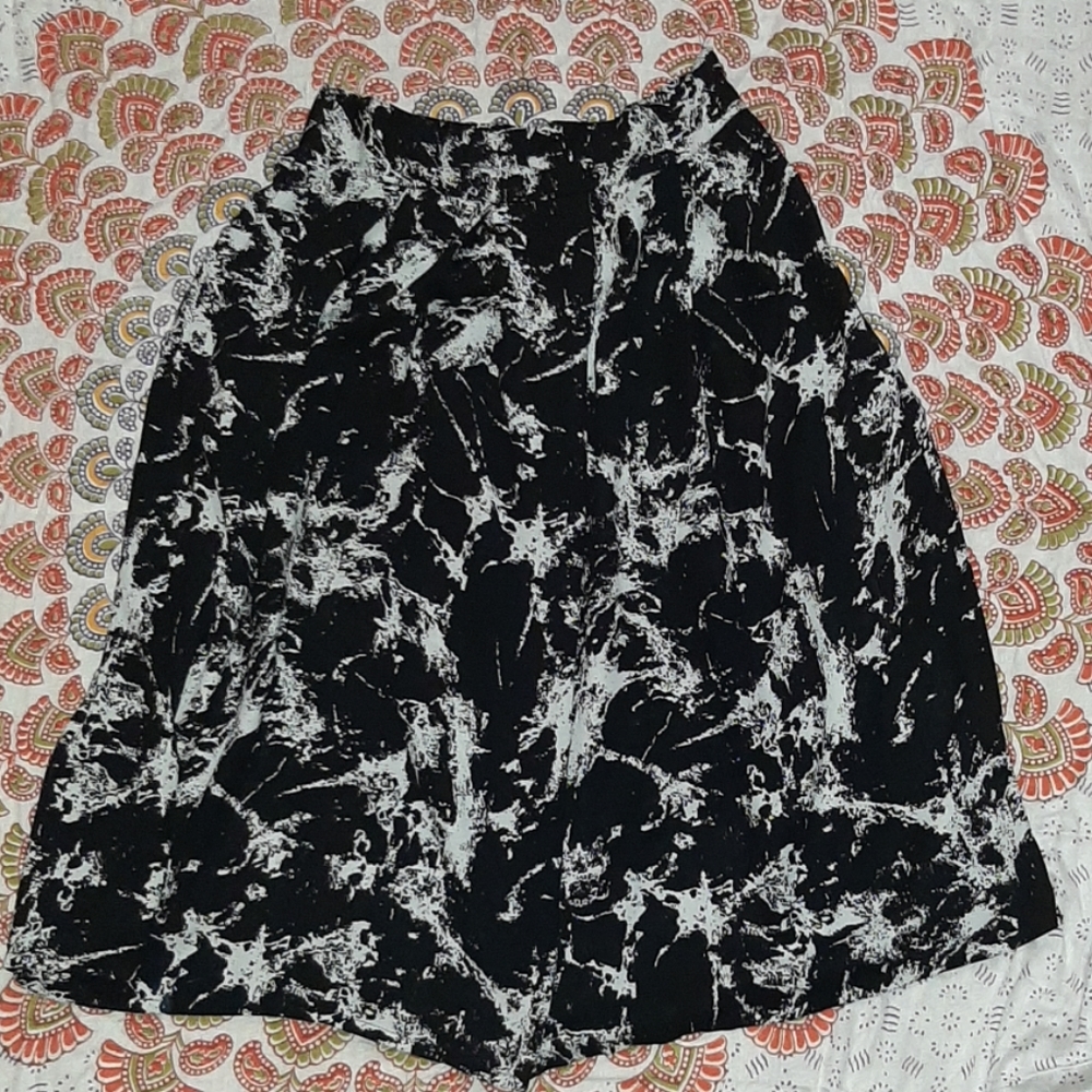Marble skirt